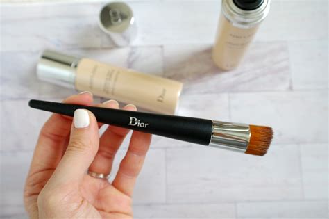 best brush to apply dior airflash foundation|best Dior foundation for face.